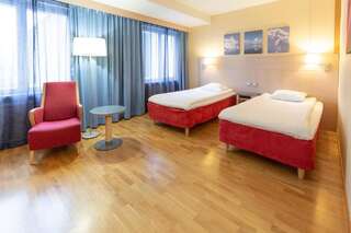 Отель Scandic Kouvola Коувола Улучшенный двухместный номер с 2 отдельными кроватями-2